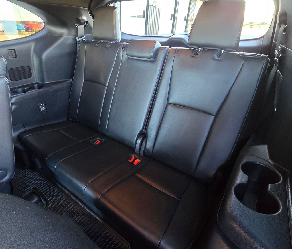 2024 Toyota Highlander Image 43