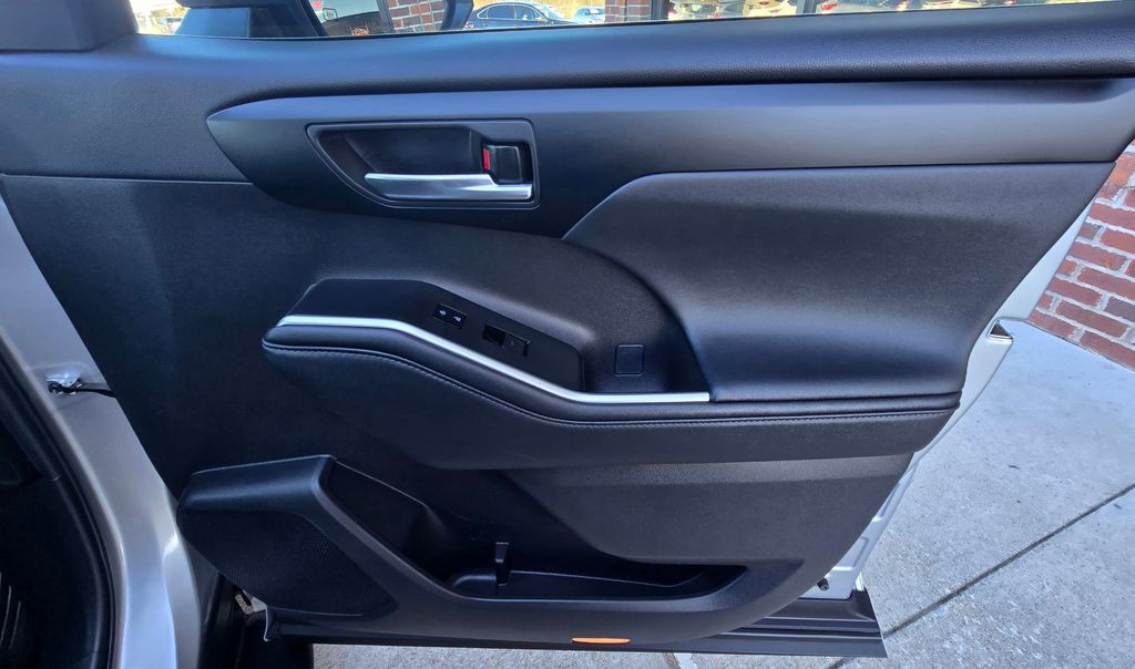 2024 Toyota Highlander Image 44