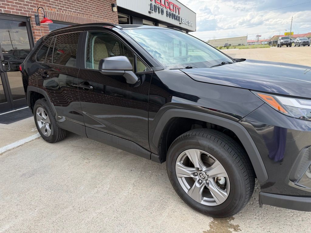 2023 Toyota Rav4 Image 4