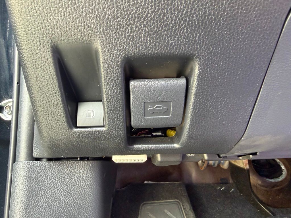 2023 Toyota Rav4 Image 13