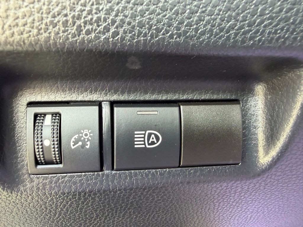 2023 Toyota Rav4 Image 14