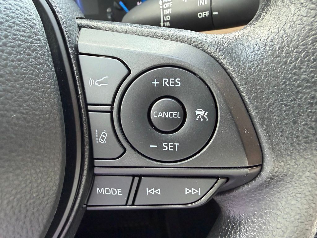 2023 Toyota Rav4 Image 16