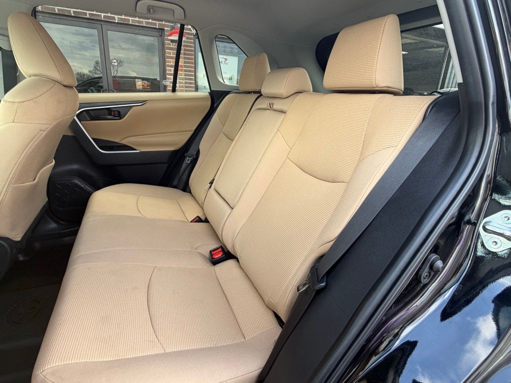 2023 Toyota Rav4 Image 37