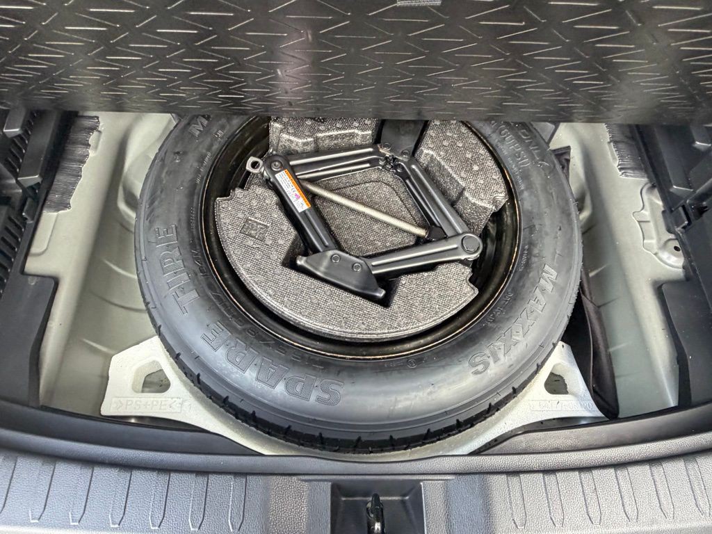 2023 Toyota Rav4 Image 44