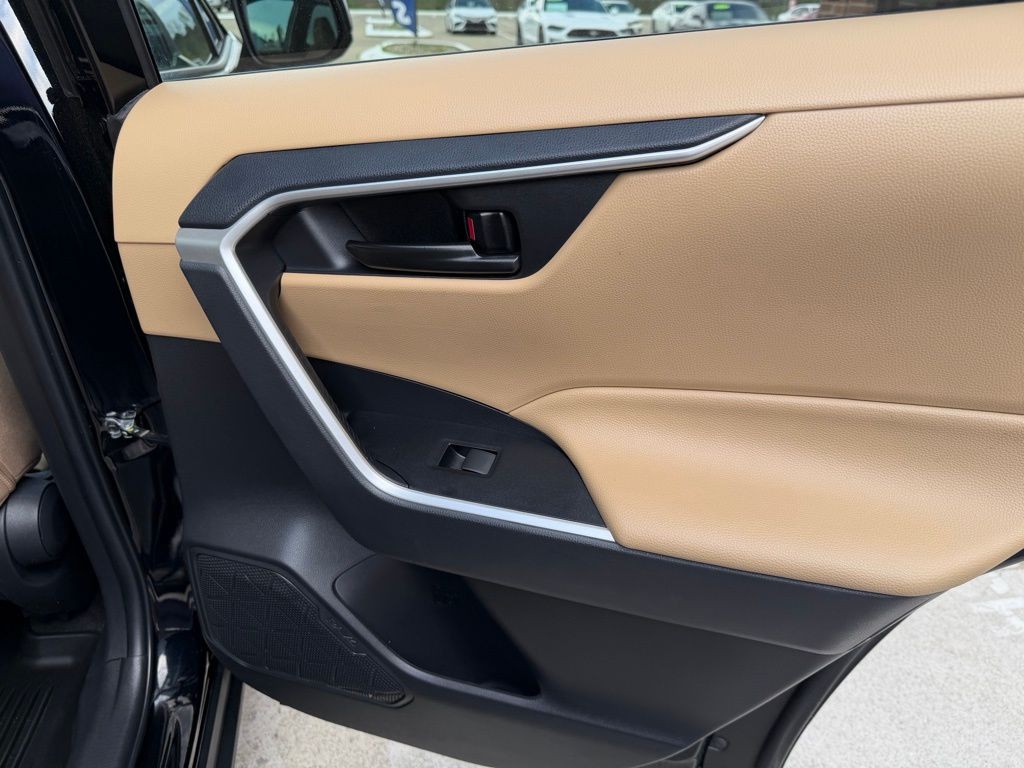 2023 Toyota Rav4 Image 50
