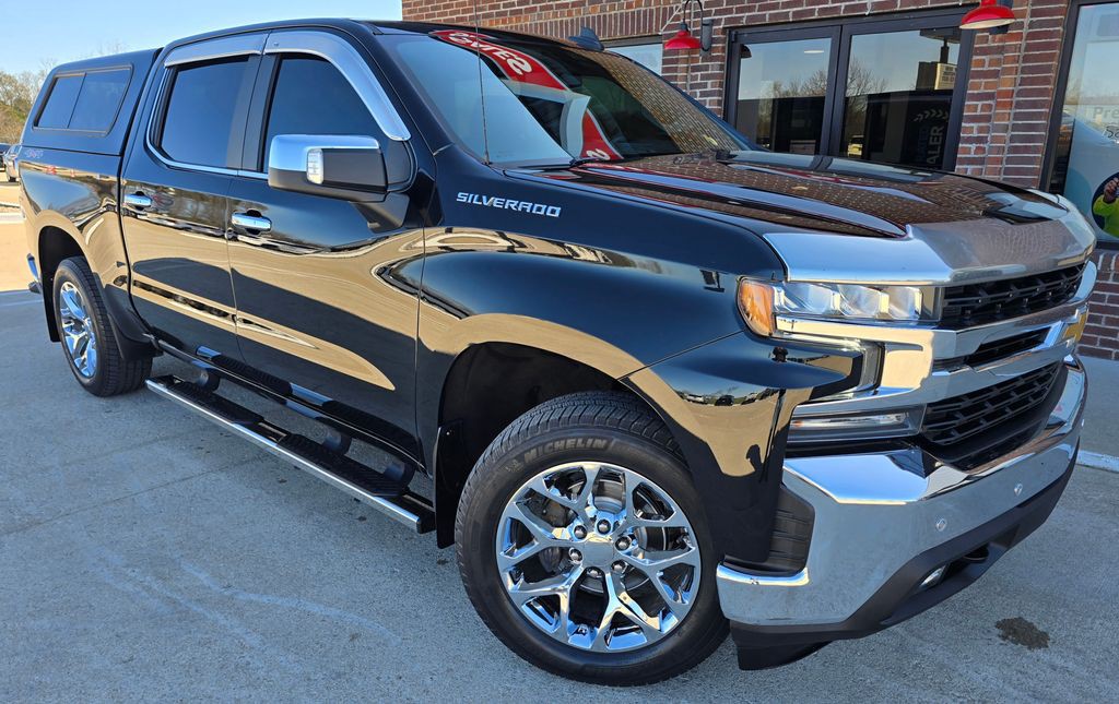 2021 Chevrolet Silverado 1500 Image 3