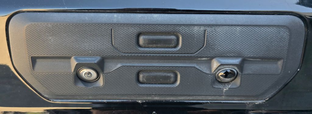 2021 Chevrolet Silverado 1500 Image 9