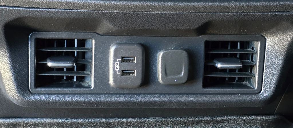 2021 Chevrolet Silverado 1500 Image 44