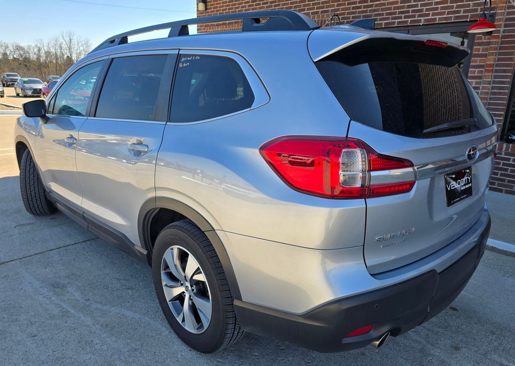 2022 Subaru Ascent Image 3