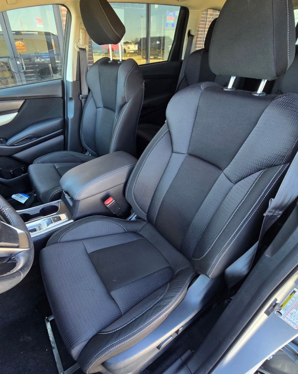 2022 Subaru Ascent Image 8