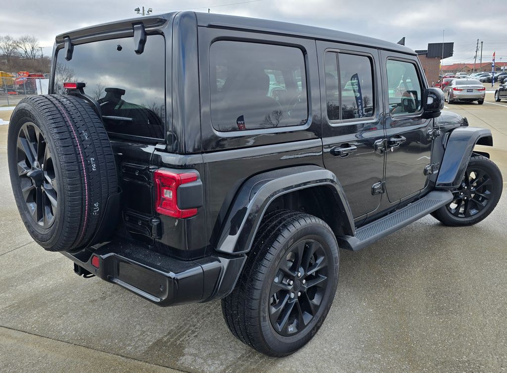 2022 Jeep Wrangler Image 2