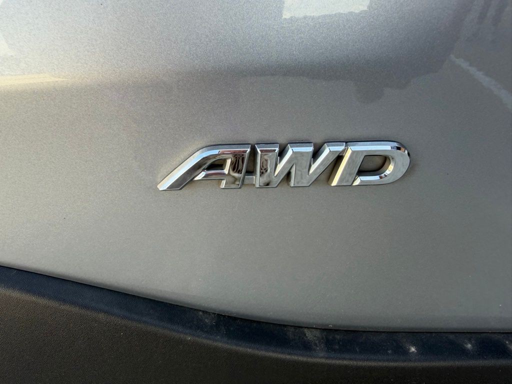 2022 Toyota Rav4 Image 5
