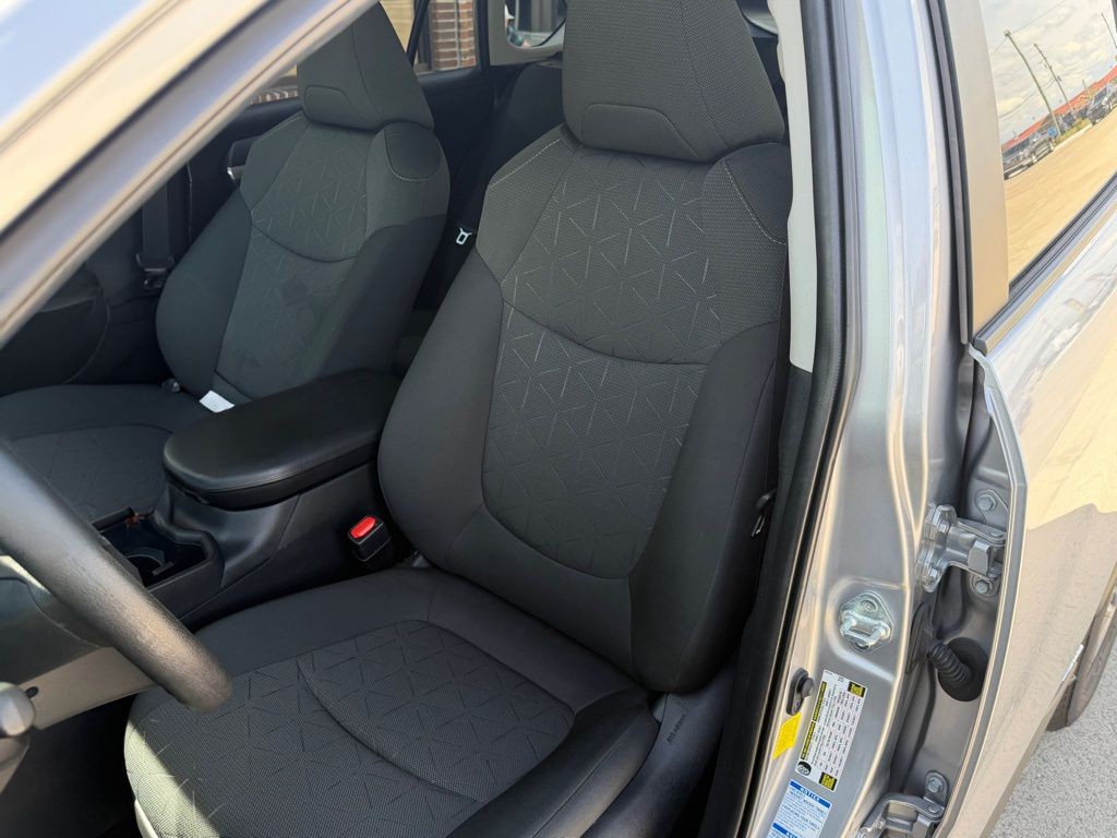 2022 Toyota Rav4 Image 14