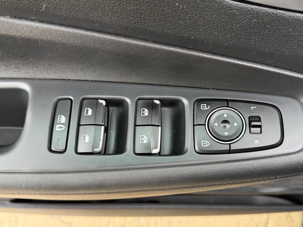 2022 Hyundai Santa Fe Image 12