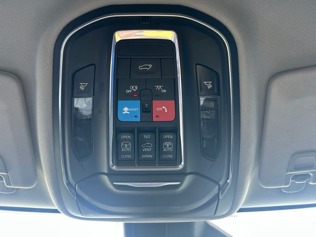 2021 Jeep Grand Cherokee Image 22