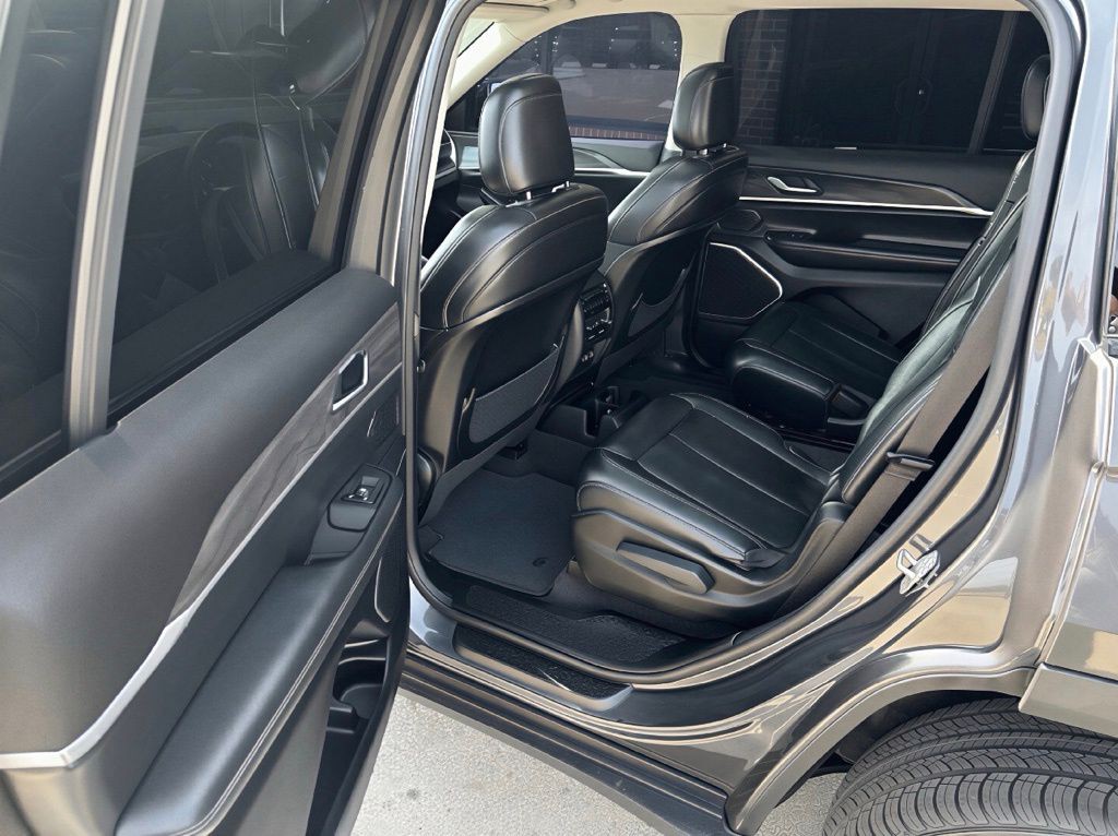 2021 Jeep Grand Cherokee Image 26