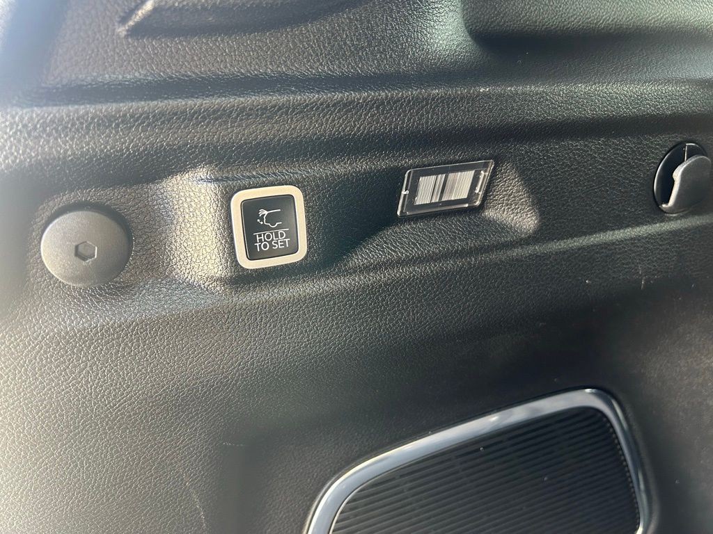 2021 Jeep Grand Cherokee Image 35