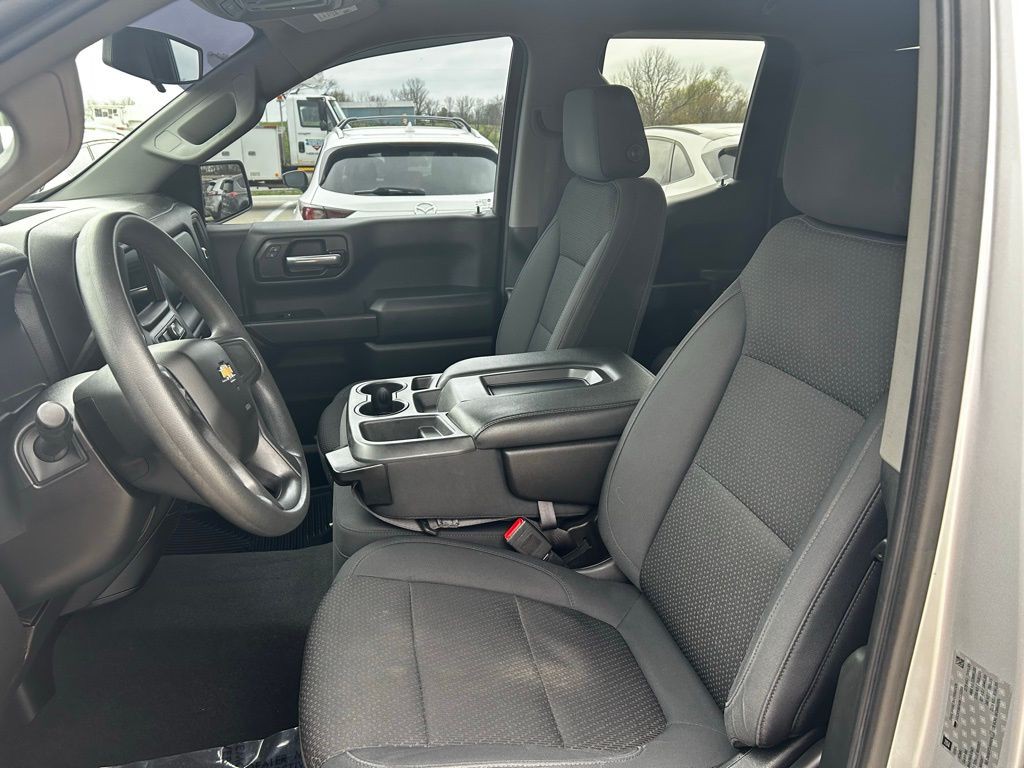 2019 Chevrolet Silverado 1500 Image 9