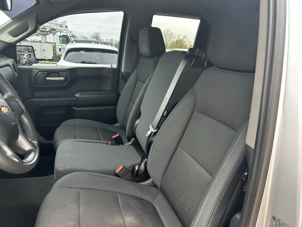 2019 Chevrolet Silverado 1500 Image 11