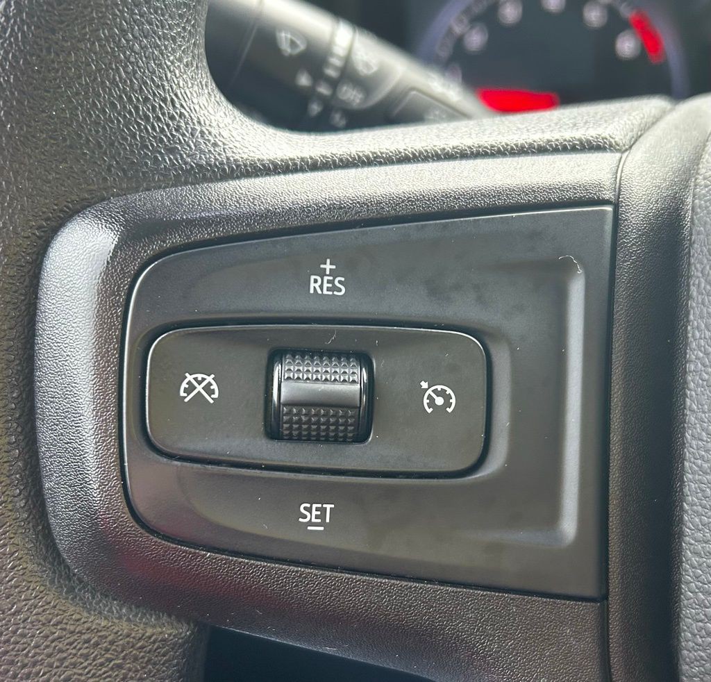 2019 Chevrolet Silverado 1500 Image 16