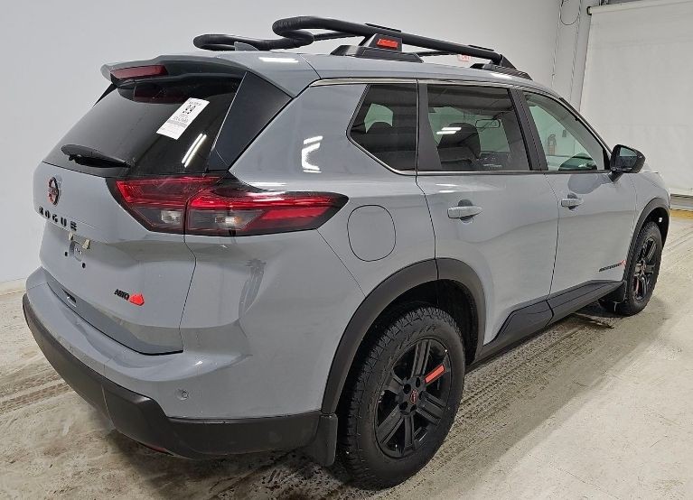 2025 Nissan Rogue Image 2