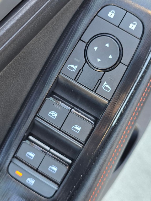 2025 Nissan Rogue Image 16