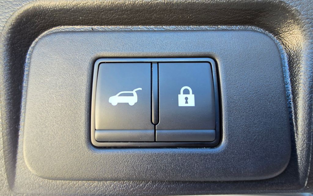 2025 Nissan Rogue Image 44