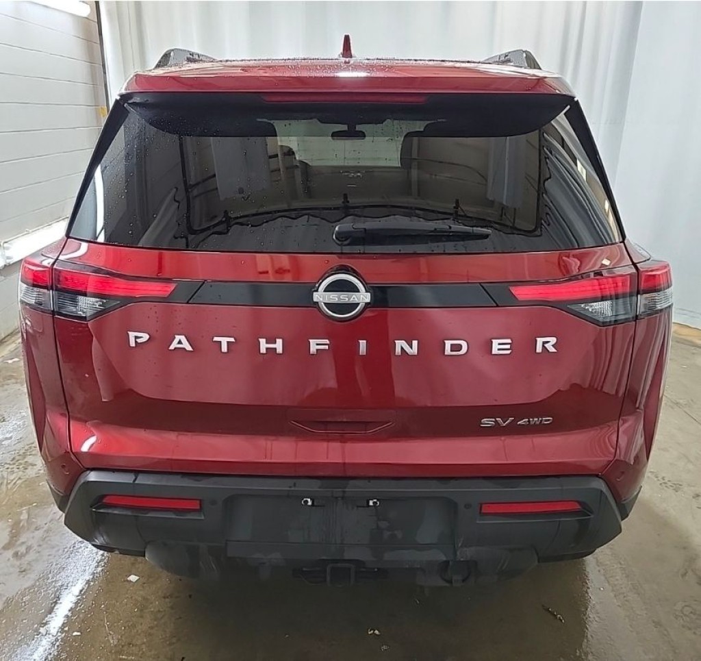 2024 Nissan Pathfinder Image 3