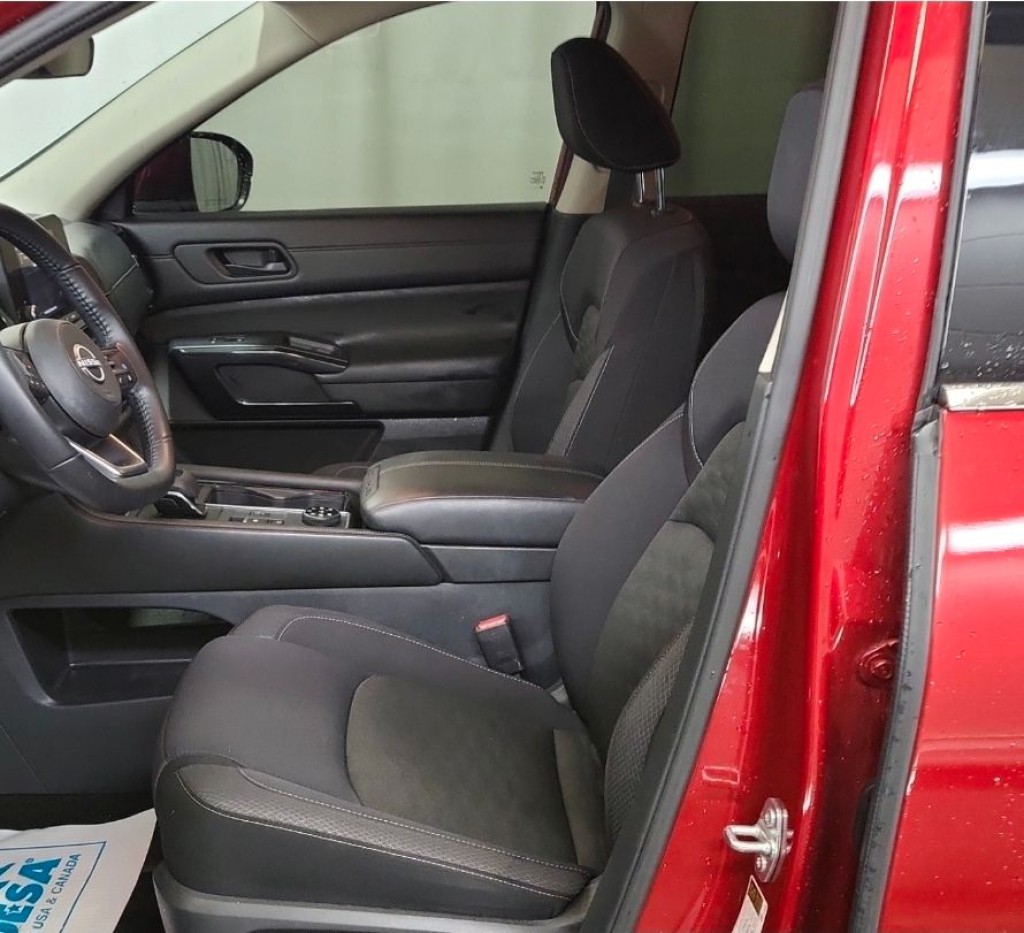 2024 Nissan Pathfinder Image 9