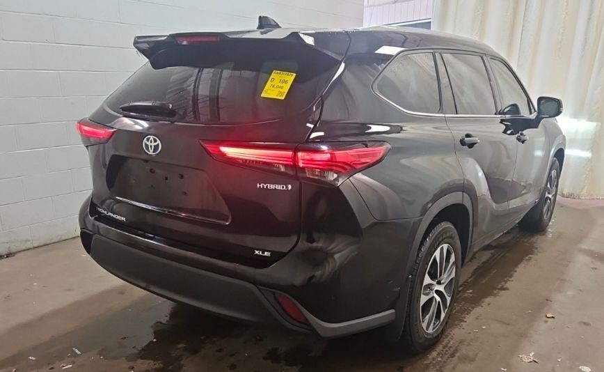2022 Toyota Highlander Image 4