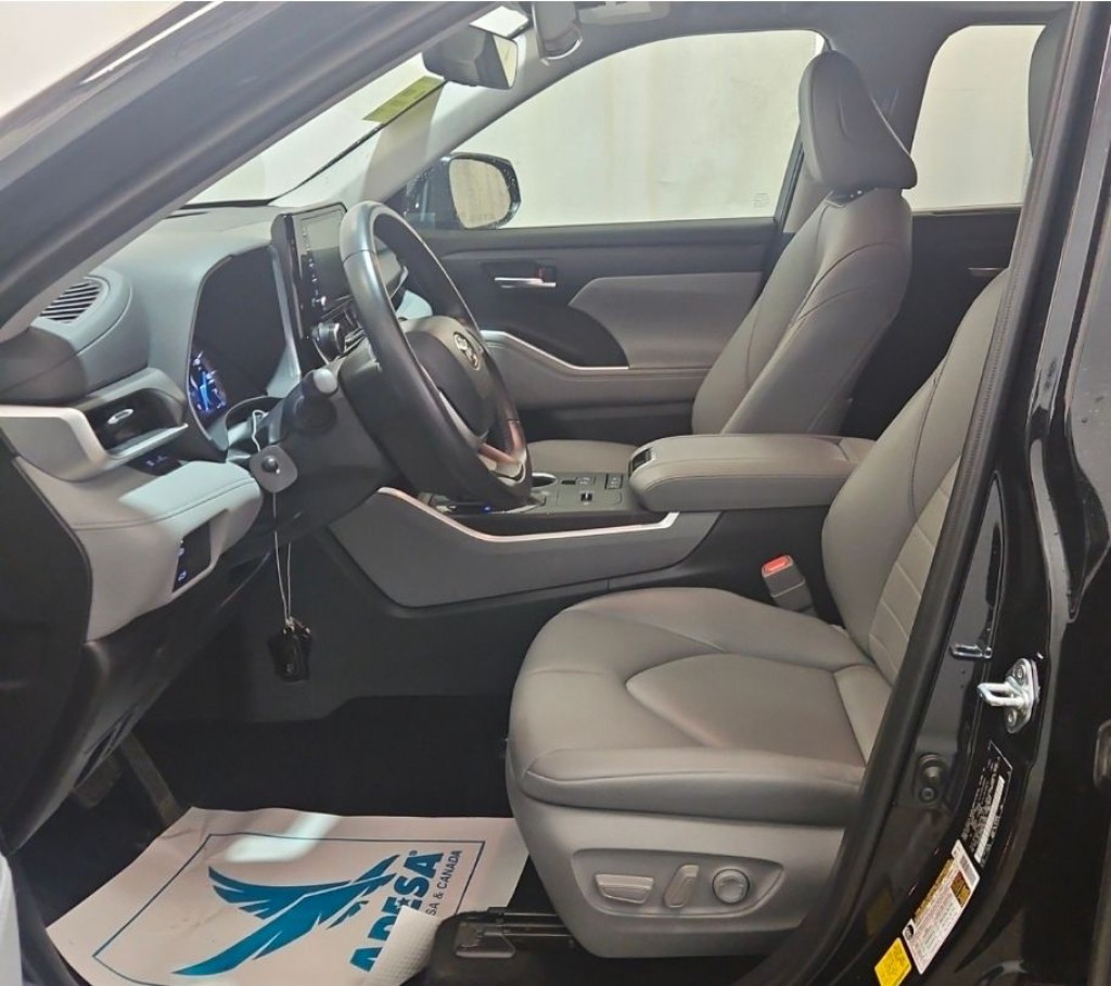 2022 Toyota Highlander Image 9