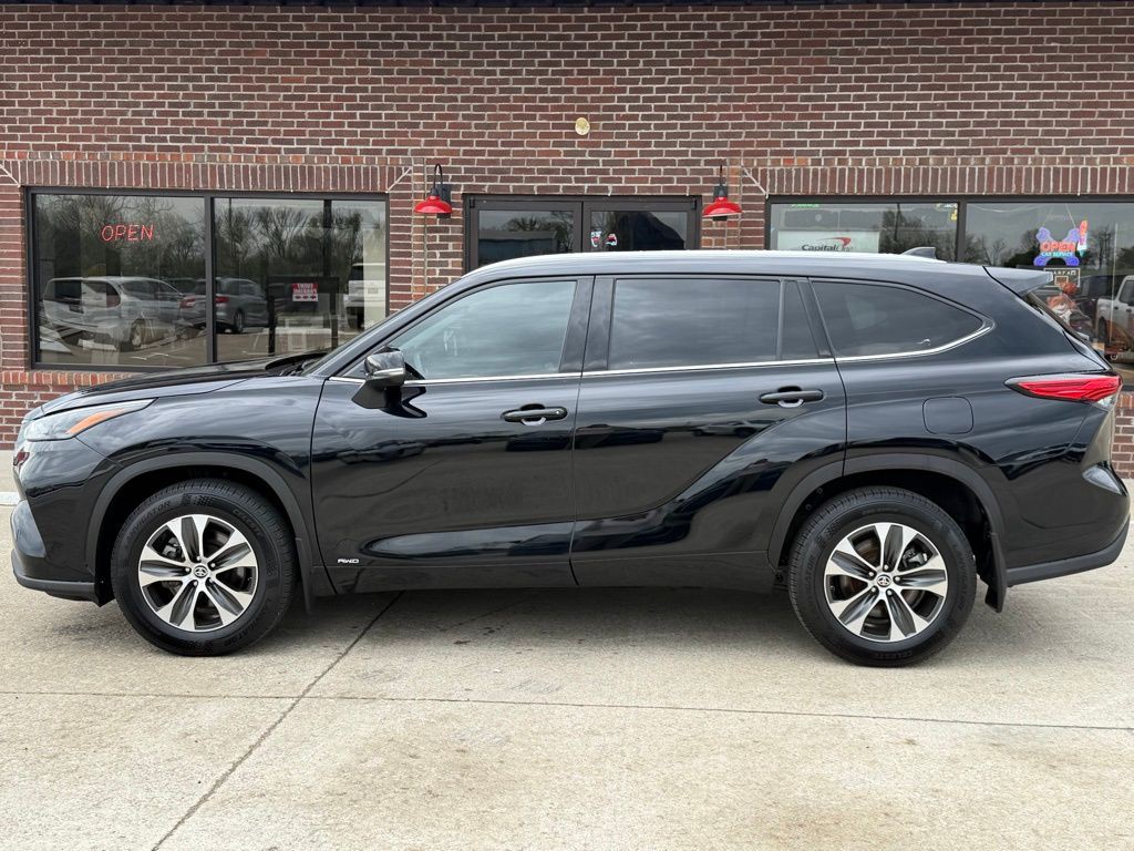2022 Toyota Highlander Image 7