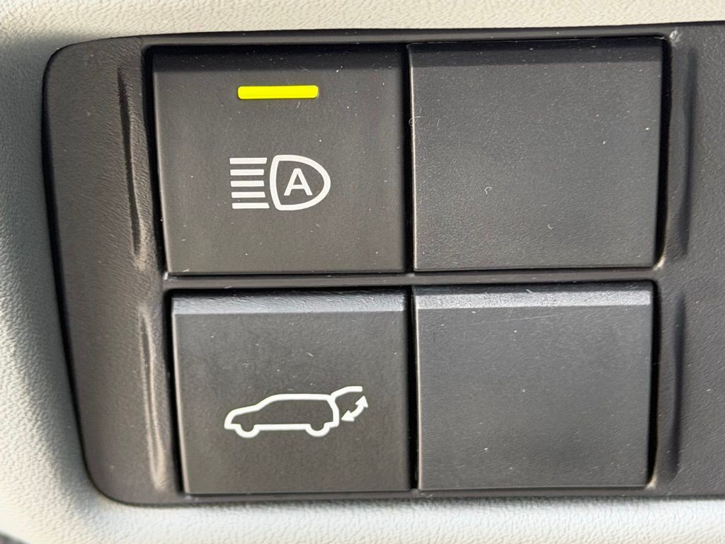 2022 Toyota Highlander Image 19