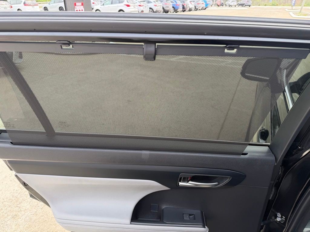 2022 Toyota Highlander Image 44