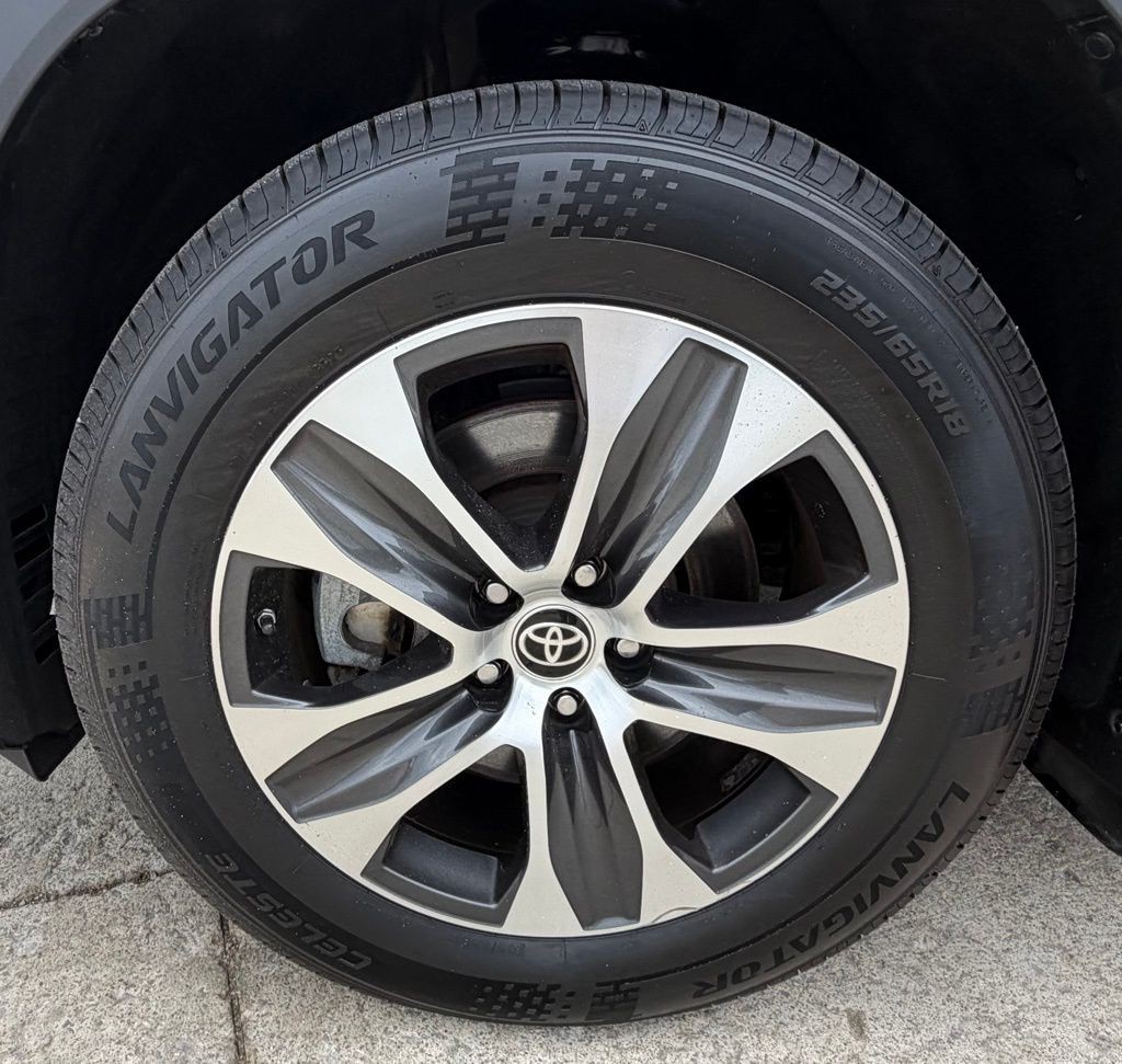 2022 Toyota Highlander Image 73