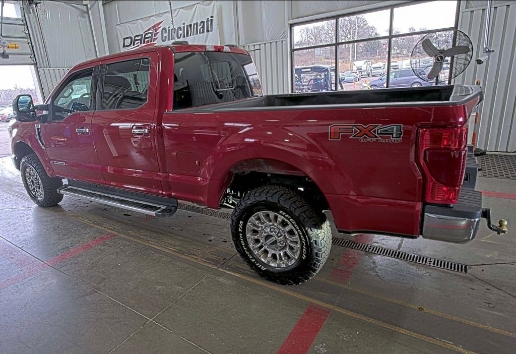 2022 Ford F-250 Image 2