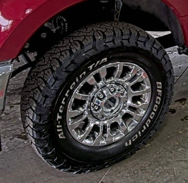 2022 Ford F-250 Image 6