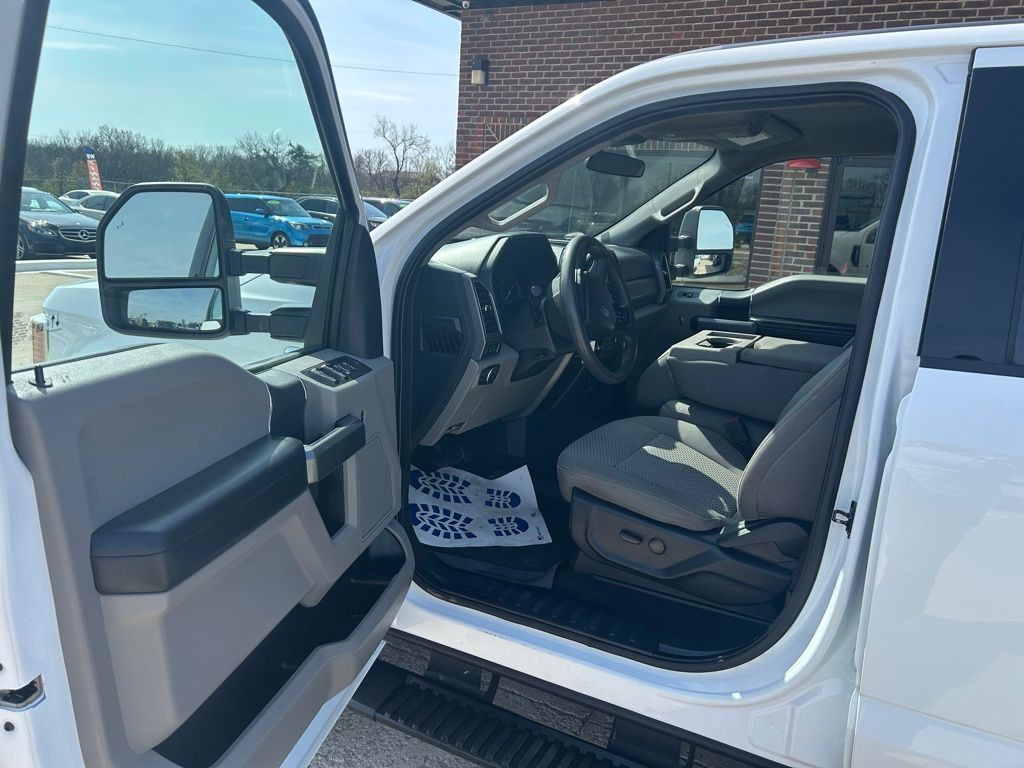 2022 Ford F-250 Image 11