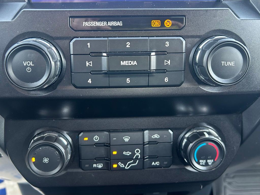 2022 Ford F-250 Image 21