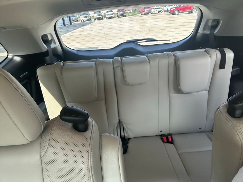 2023 Subaru Ascent Image 32