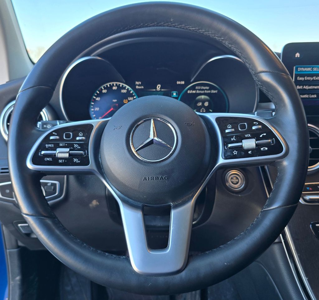 2022 Mercedes-Benz GLC-Class Image 11