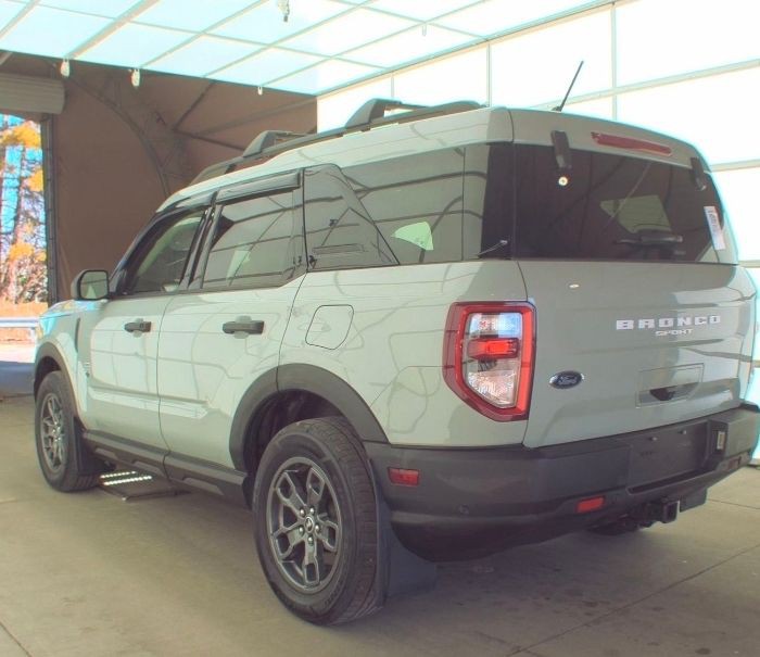 2021 Ford Bronco Image 3