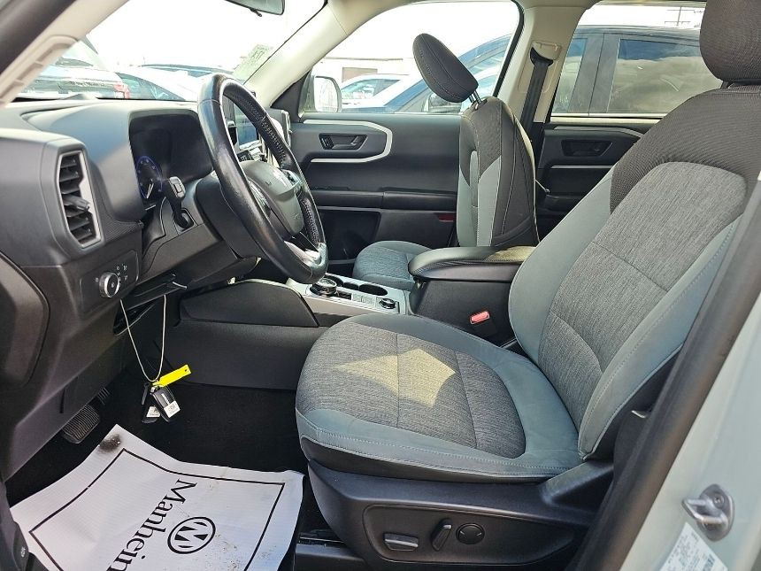 2021 Ford Bronco Image 6