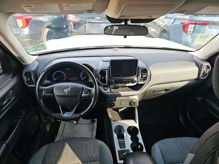 2021 Ford Bronco Image 8