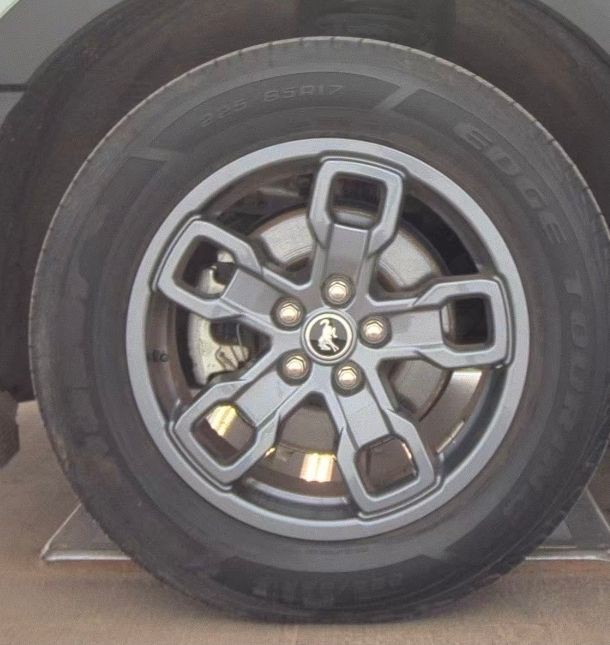 2021 Ford Bronco Image 9