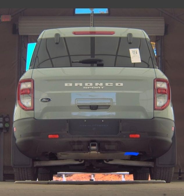 2021 Ford Bronco Image 10