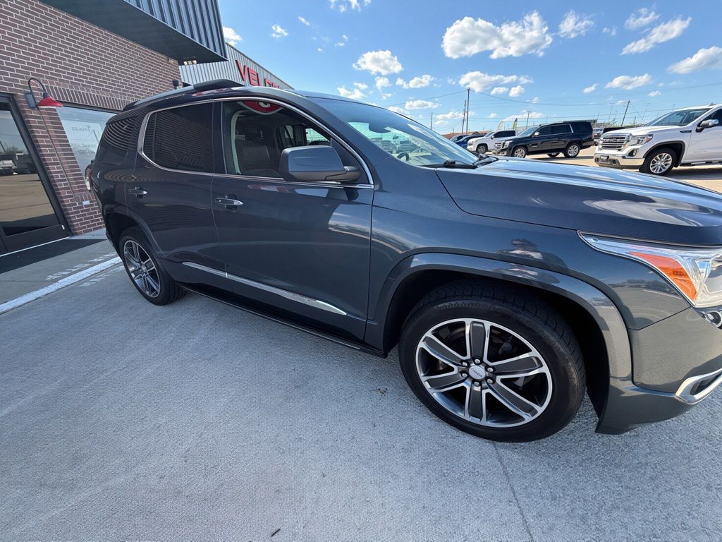 2019 GMC Acadia Image 3