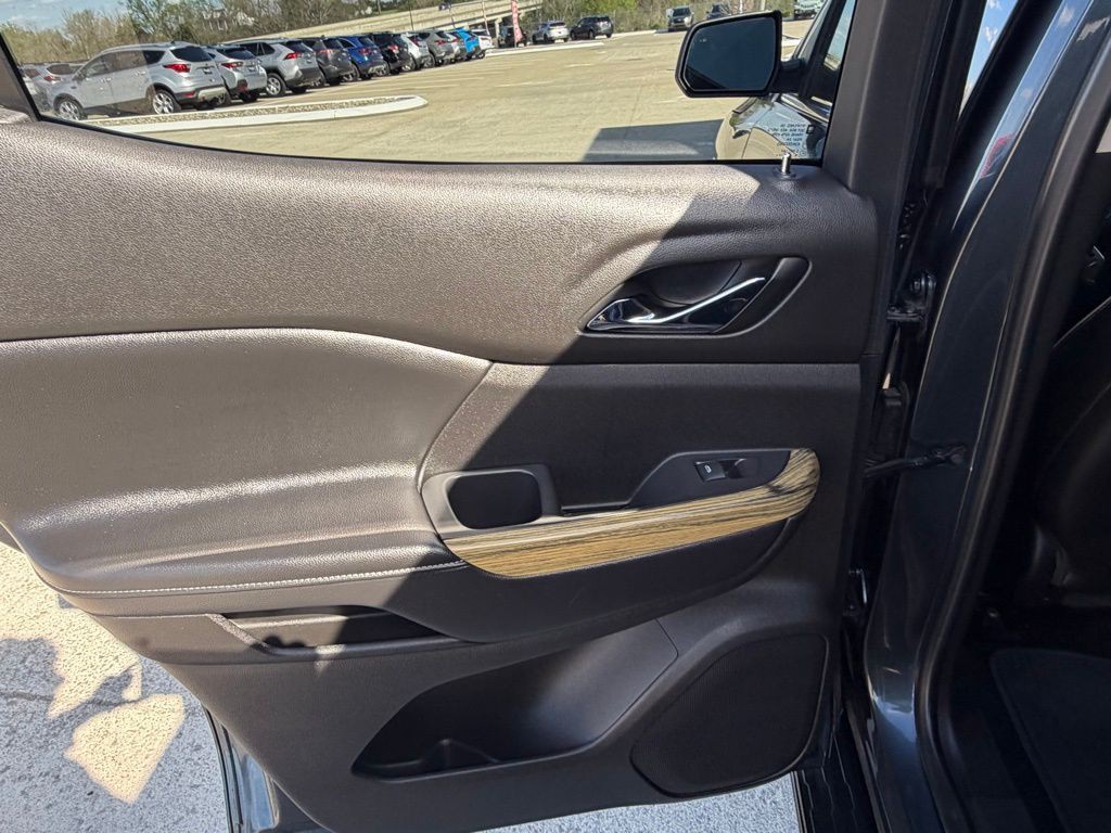 2019 GMC Acadia Image 40