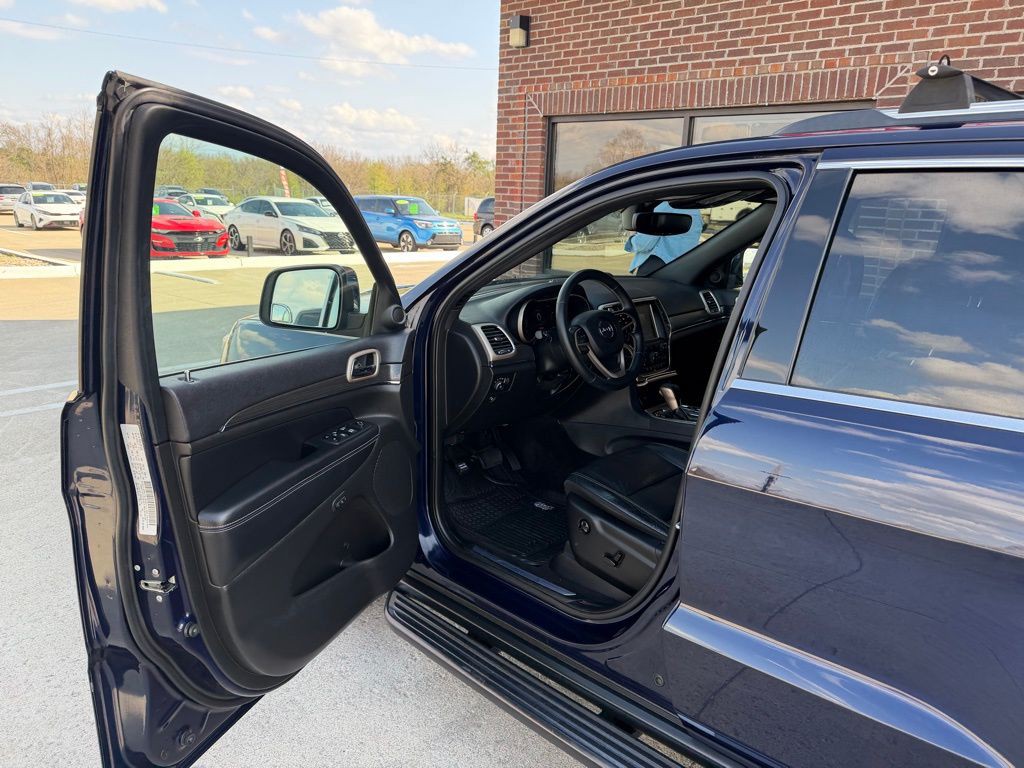 2017 Jeep Grand Cherokee Image 8