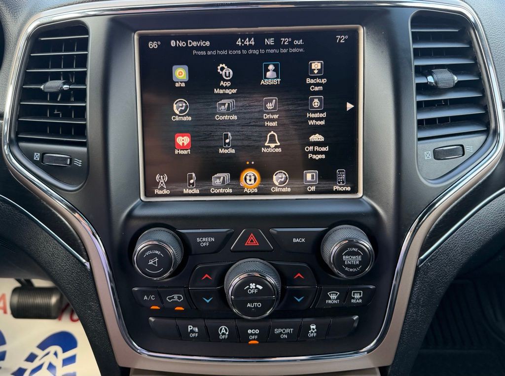 2017 Jeep Grand Cherokee Image 25